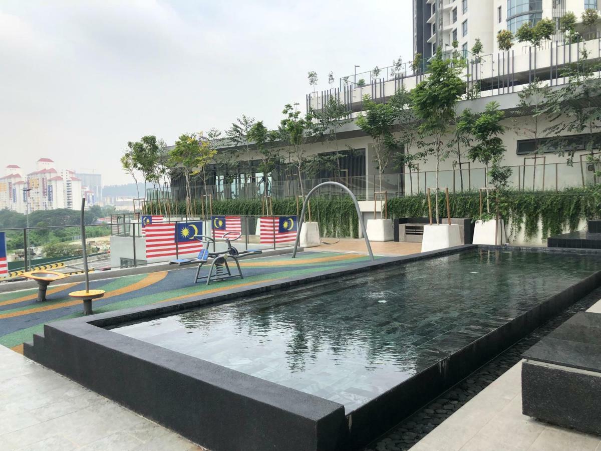 Vivo Suites By Subhome Kuala Lumpur Buitenkant foto